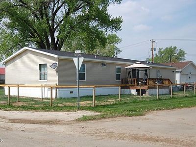 115 1st Ave N, Savage, MT, 59262