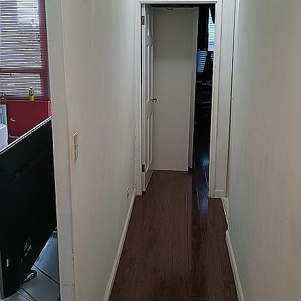 4th image of 61-15 97th St APT 6H