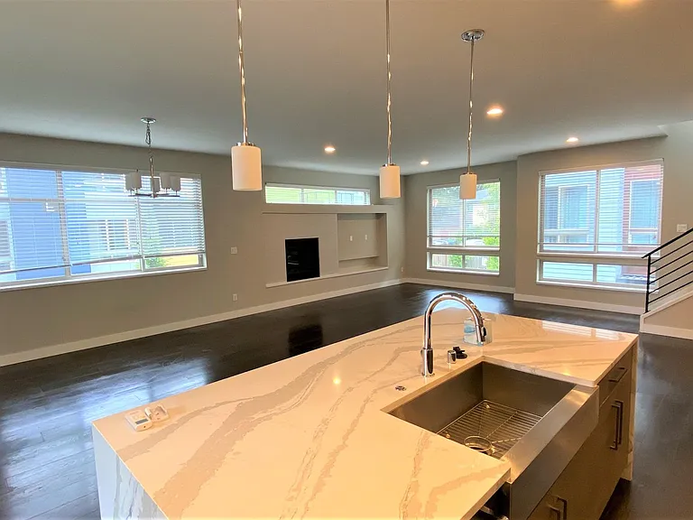 16378 NE 12th Pl — Photo 9