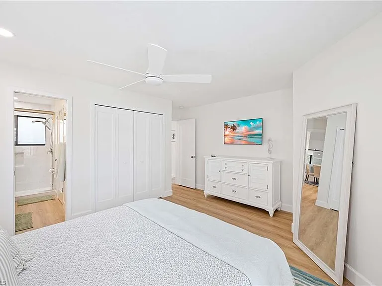 571 Park Shore Dr #G-6 — Photo 27