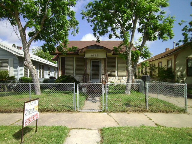 1st image of 4722 Avenue N 1/2