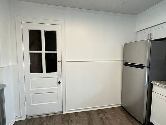 3rd image of 7 Cliff St APT 2
