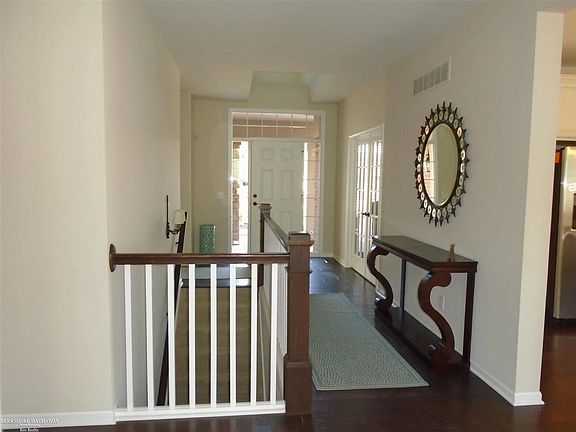 3rd image of 4016 Ardsley Ct