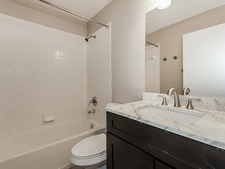 13208 Sharondale Ct — Photo 15