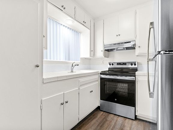 5th image of 1820 Grand Ave APT H