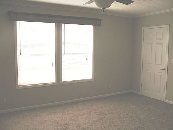 4th image of 130 Condor Dr