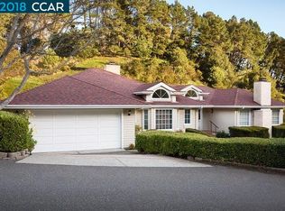 1 Monterey Ter, Orinda, CA