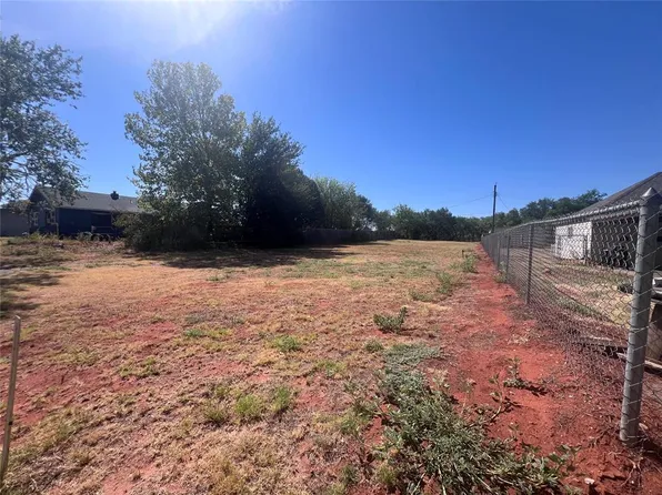 1518 E 3rd St Lot 21, Elk City, OK 73644