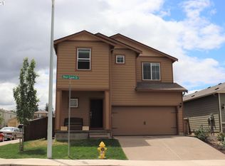 900 Bear Creek Dr, Molalla, OR