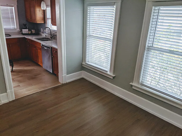 547 E Julian St — Photo 15