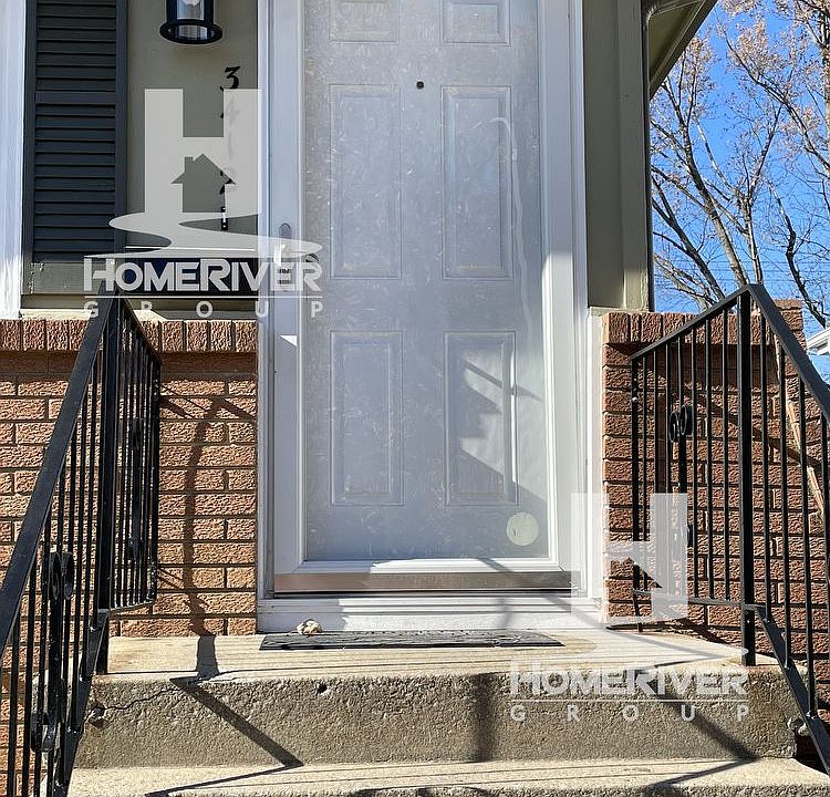 1st image of 3412 S Oxford Ave #0