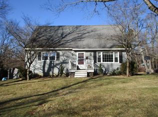 6 Haynes Hill Rd, Wales, MA 01081