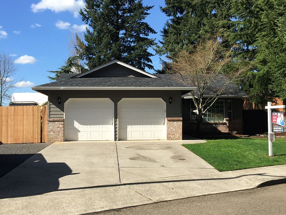 1st image of 16016 NE 83rd Cir