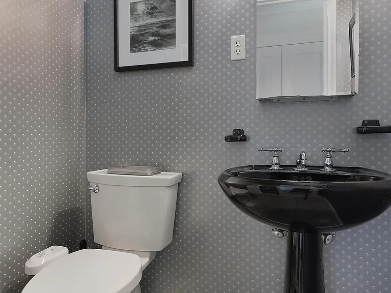 675 Ocean Ave #3F — Photo 22