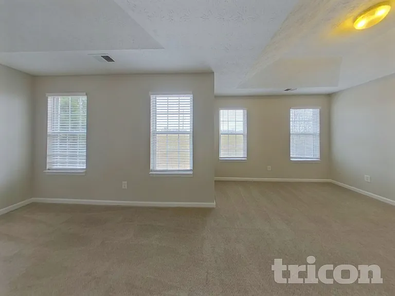 471 Sawtooth Ln — Photo 9