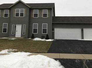 4165 Sawtooth Trl, Poplar Grove, IL 61065