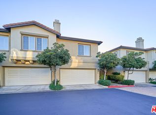 915 Somerville, Irvine, CA 92620