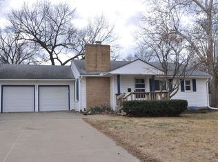 4301 SW Holly Ln, Topeka, KS 66604