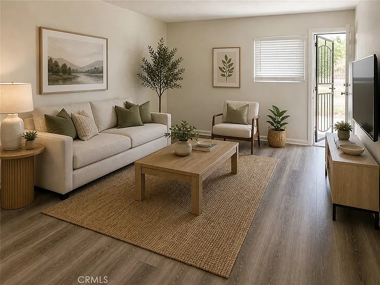 36947 Melrose Dr #4 — Photo 1