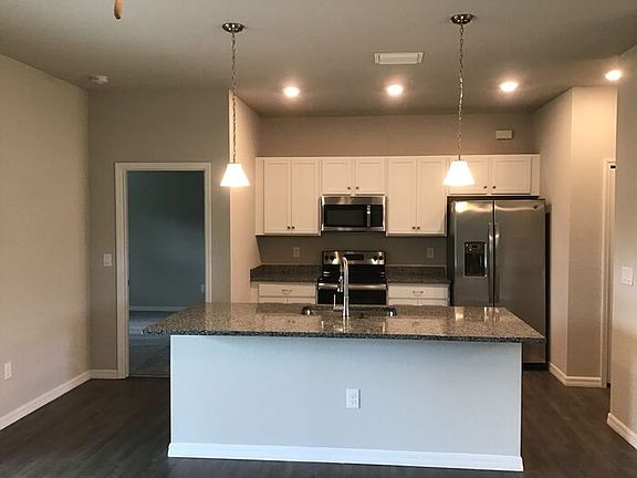 3rd image of 2208 Corfell St