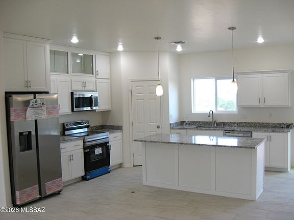 4th image of 1728 Faro Ct