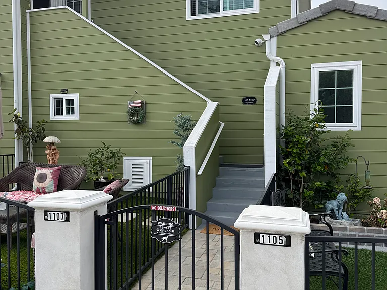 1105 Virginia Way — Photo 12