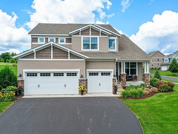 2nd image of 2580 Heron Ln