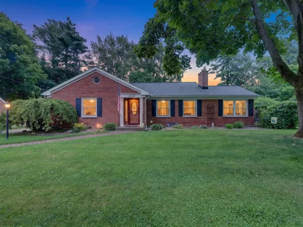 1002 Coolidge Ave, Kalamazoo, MI 49006