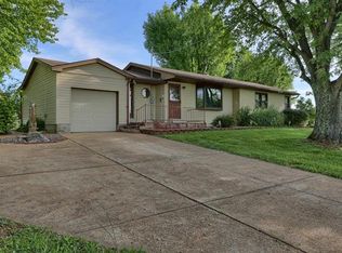 319 Diener Rd, Washington, MO 63090