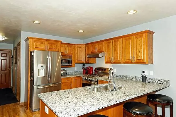 N48W16103 Lone Oak Ln — Photo 17
