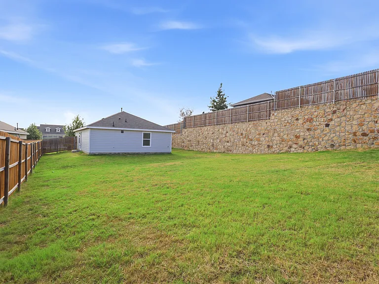 9712 Trusler Rd — Photo 34