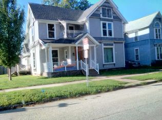 920 Monroe Ave, Charleston, IL 61920