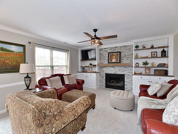 2nd image of 2628 Rollingwood Cir