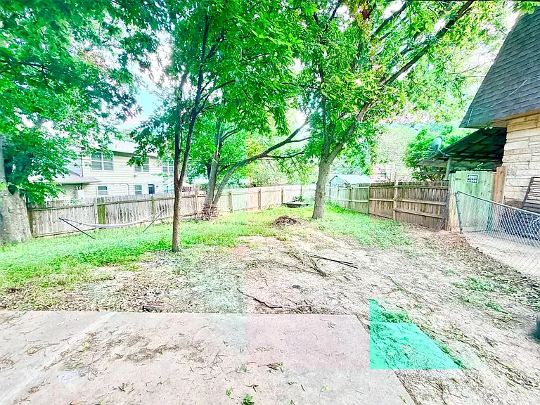 6257 Manor Rd #B — Photo 13