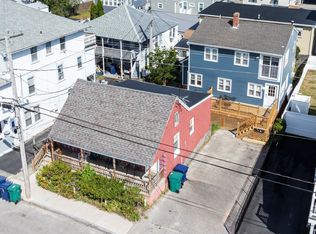 4 H St, Hampton, NH 03842