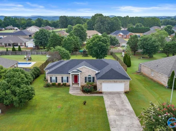 510 Bell Cir, Huntsville, AL 35811