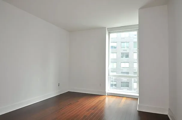 Rented by Compass | media 14