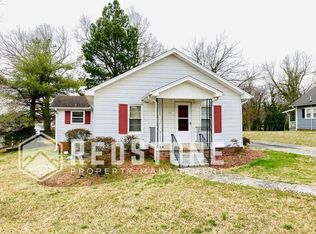 111 Parker St, Graham, NC 27253