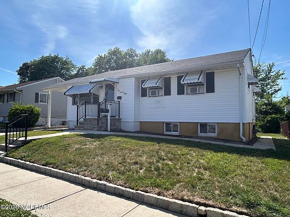 4th image of 108 Newark Avenue