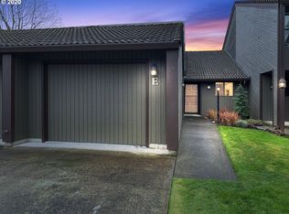 13806 NW 10th Ct APT E, Vancouver, WA 98685