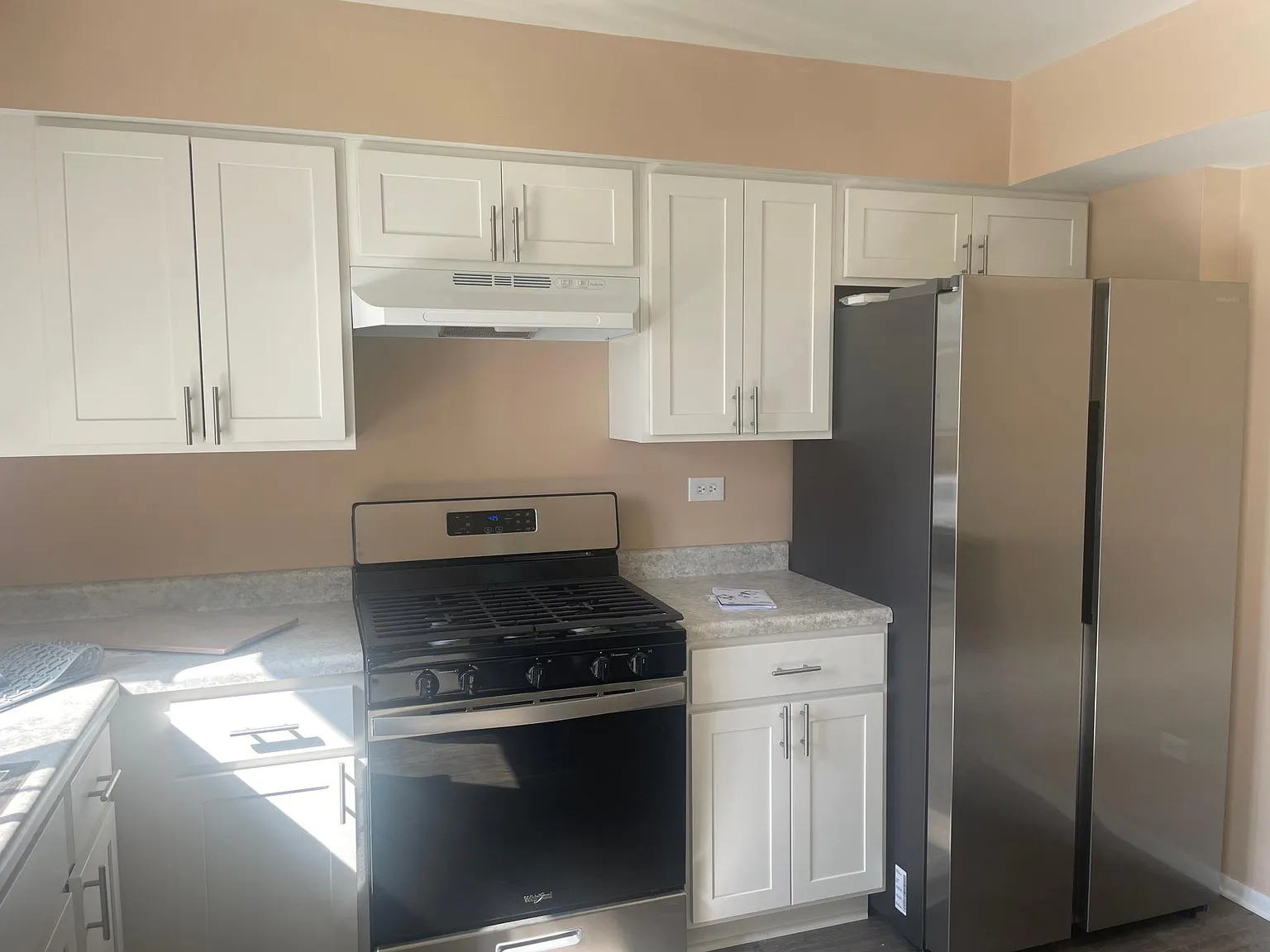 3 bed, 1200 sqft, $2,250 — Photo 1