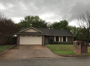 1527 Berry Patch Ln, Granbury, TX 76048