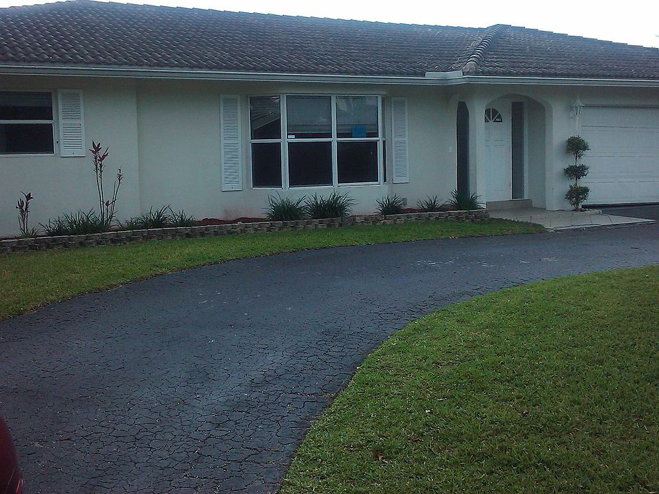 1st image of 11500 NW 31st St