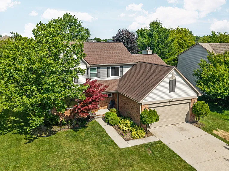 4141 Crystal Creek Dr — Photo 46
