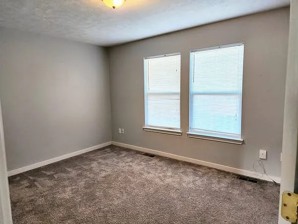 1210 Poets Ct — Photo 5