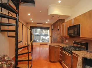 1658 3rd Ave, New York, NY 10128