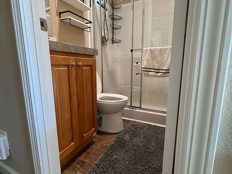 11 Pond Ln — Photo 16