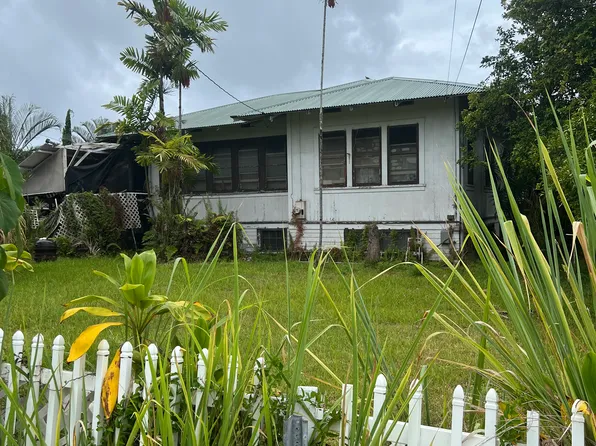 719 Laukapu St, Hilo, HI 96720