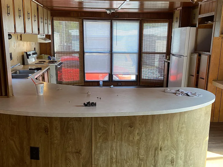 108 Langford Dr — Photo 2