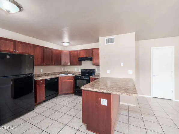 2861 N Columbus Blvd APT 51, Tucson, AZ 85712